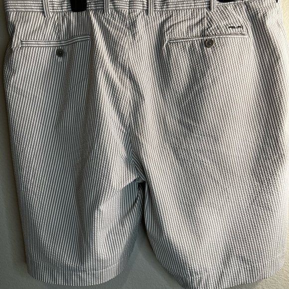 RLX Ralph Lauren Golf Shorts - Picture 2 of 9